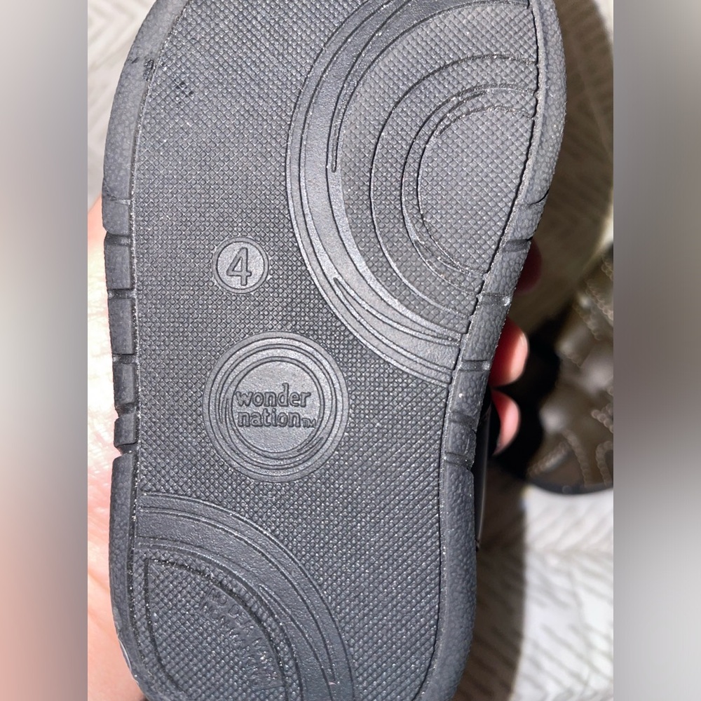 Sandals - Picture 3 of 3